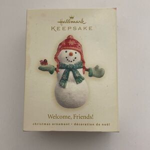 Hallmark Keepsake Snowman Holding Cardinal Welcome Friends Christmas Ornament